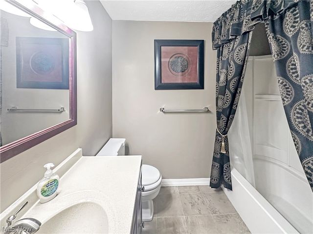 9640 Cove Drive A-36, North Royalton, OH 44133