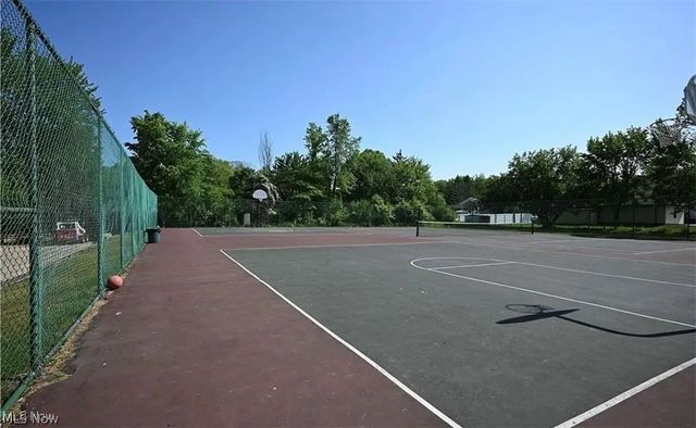 9640 Cove Drive A-36, North Royalton, OH 44133