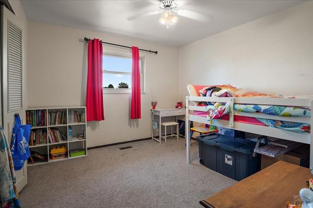 37 Verdosa Dr, Pueblo, CO 81005