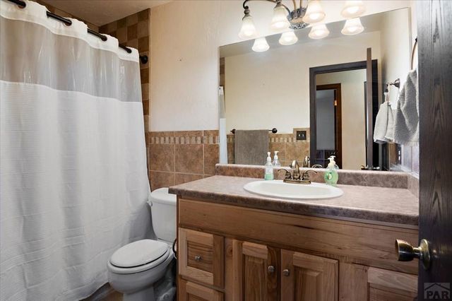 37 Verdosa Dr, Pueblo, CO 81005