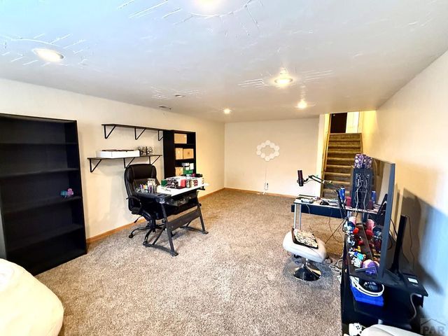 37 Verdosa Dr, Pueblo, CO 81005
