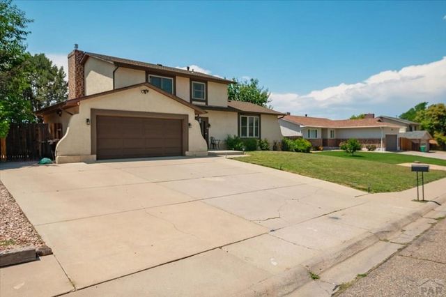 37 Verdosa Dr, Pueblo, CO 81005