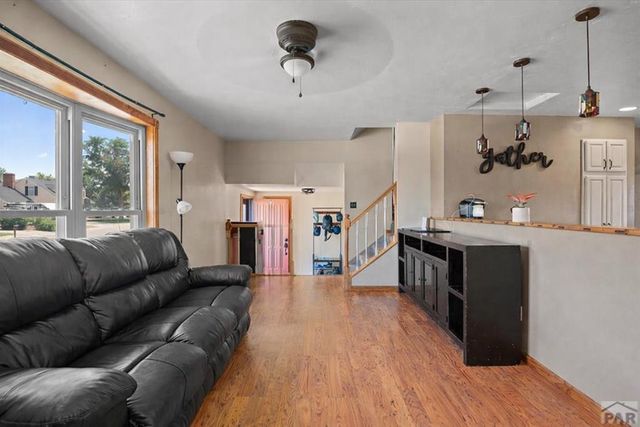 37 Verdosa Dr, Pueblo, CO 81005