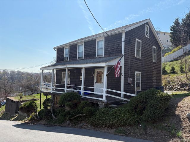 77 Cleveland Street, Valhalla, NY 10595
