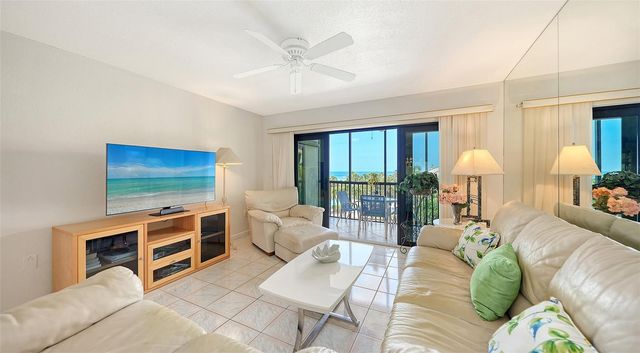 6234 MIDNIGHT PASS ROAD 307, Sarasota, FL 34242