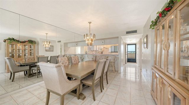 6234 MIDNIGHT PASS ROAD 307, Sarasota, FL 34242