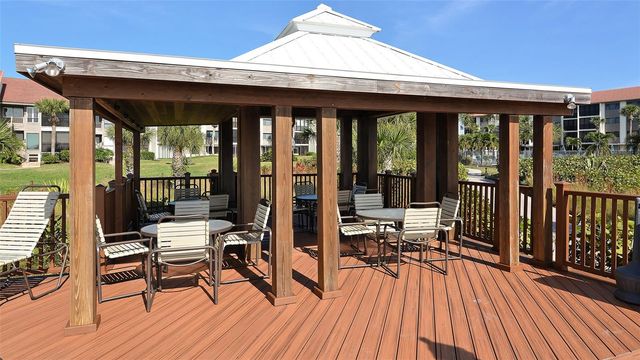 6234 MIDNIGHT PASS ROAD 307, Sarasota, FL 34242