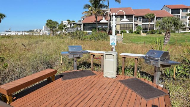 6234 MIDNIGHT PASS ROAD 307, Sarasota, FL 34242