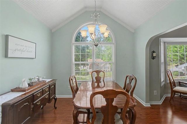 956 Taylors Farm Court, Canton, GA 30115