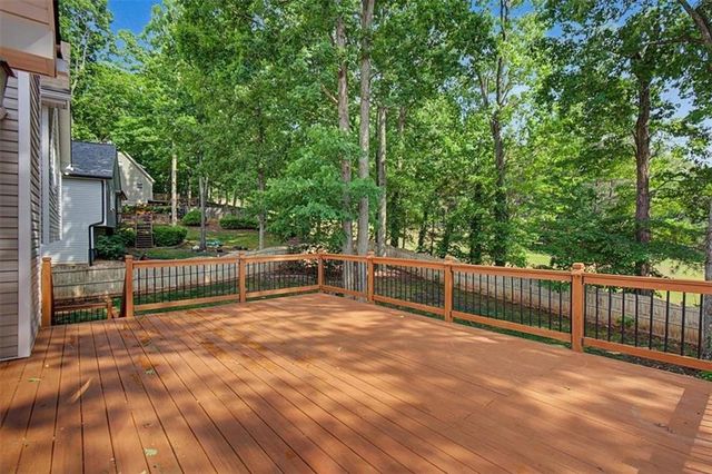 956 Taylors Farm Court, Canton, GA 30115