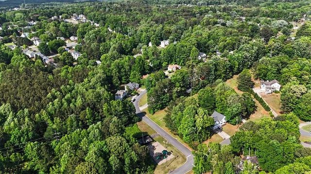 956 Taylors Farm Court, Canton, GA 30115