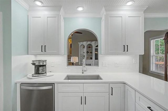 956 Taylors Farm Court, Canton, GA 30115