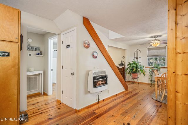 279 Siever Rd, Crossville, TN 38572