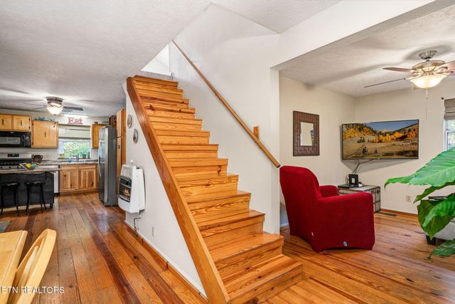 279 Siever Rd, Crossville, TN 38572