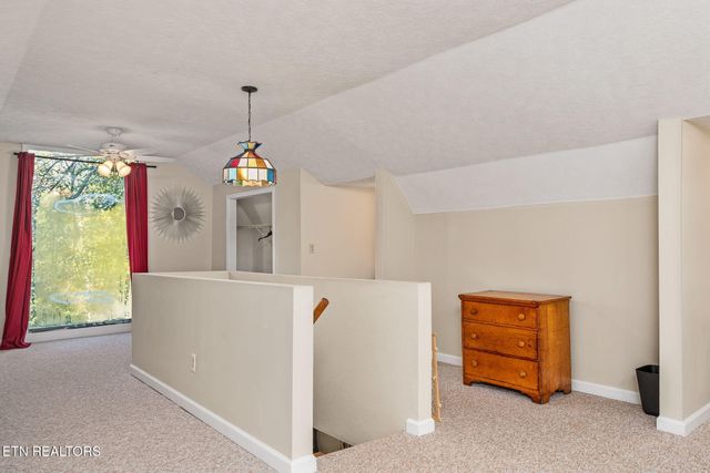 279 Siever Rd, Crossville, TN 38572