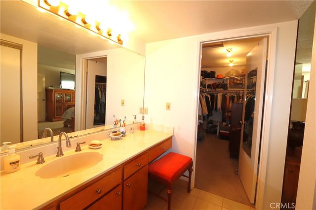 110 Marina Dr N, Lakeport, CA 95453