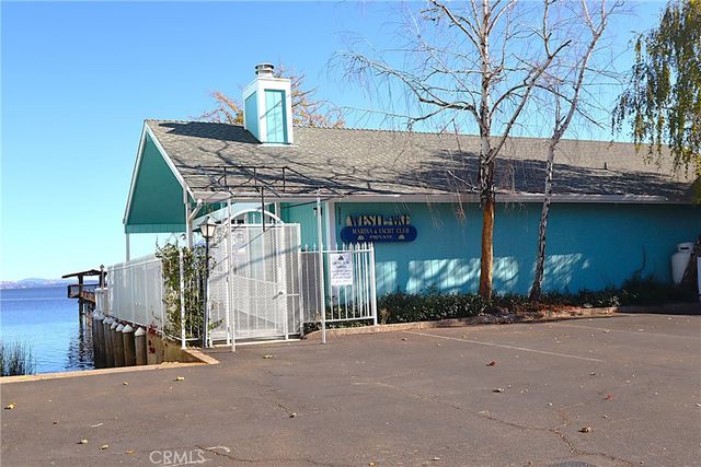 110 Marina Dr N, Lakeport, CA 95453
