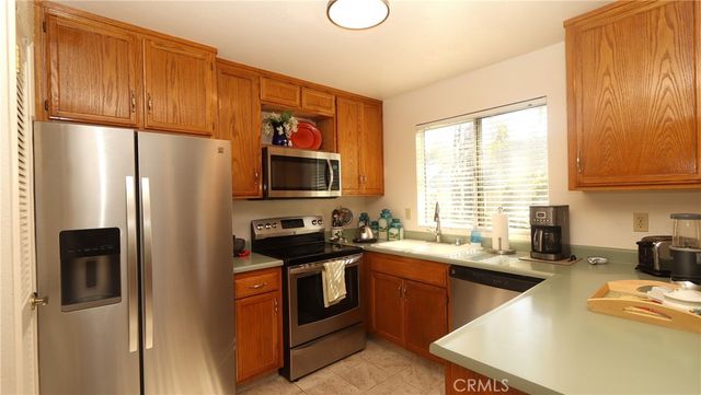 110 Marina Dr N, Lakeport, CA 95453