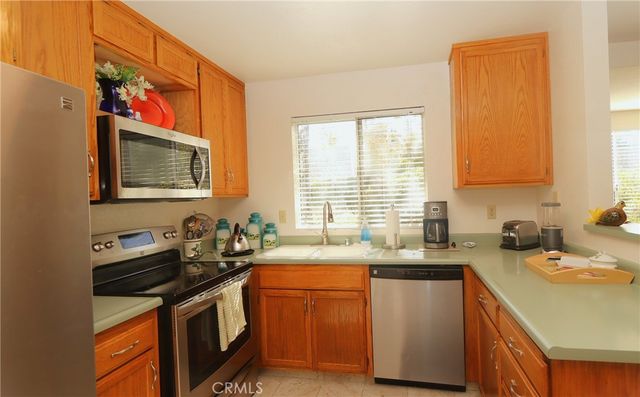 110 Marina Dr N, Lakeport, CA 95453