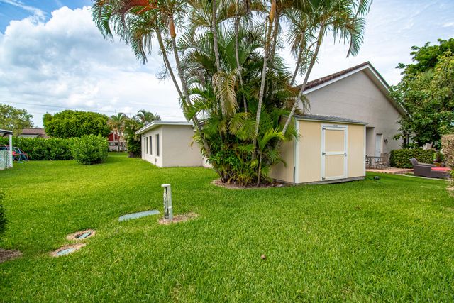 22051 Montoya Drive, Boca Raton, FL 33433