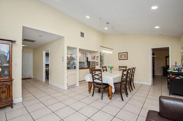 22051 Montoya Drive, Boca Raton, FL 33433