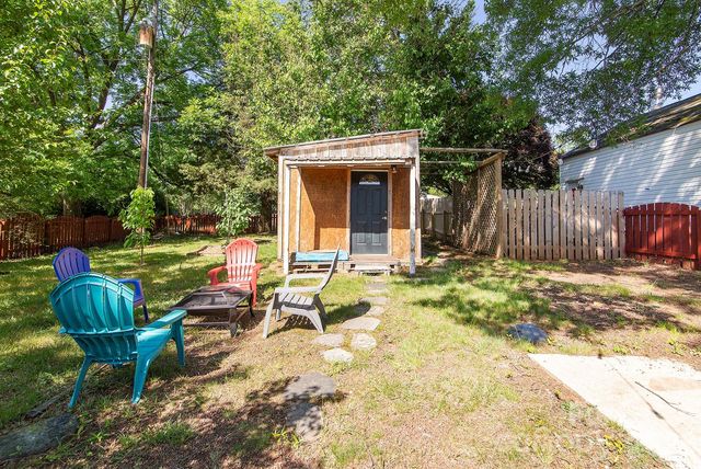 9531 Idlewild Road, Charlotte, NC 28227
