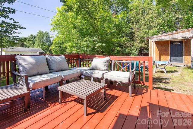 9531 Idlewild Road, Charlotte, NC 28227