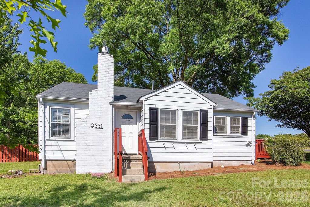 9531 Idlewild Road, Charlotte, NC 28227
