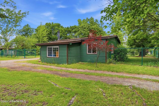 825 W Honeysuckle AVE, Hayden, ID 83835