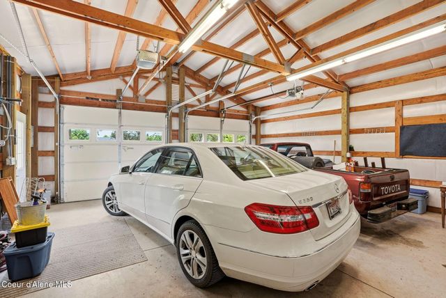 825 W Honeysuckle AVE, Hayden, ID 83835