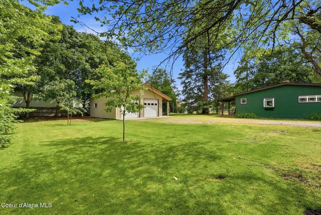 825 W Honeysuckle AVE, Hayden, ID 83835