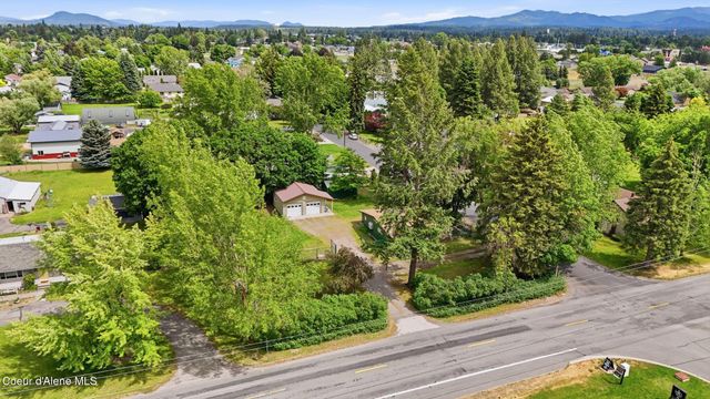 825 W Honeysuckle AVE, Hayden, ID 83835