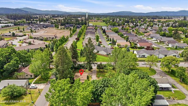 825 W Honeysuckle AVE, Hayden, ID 83835