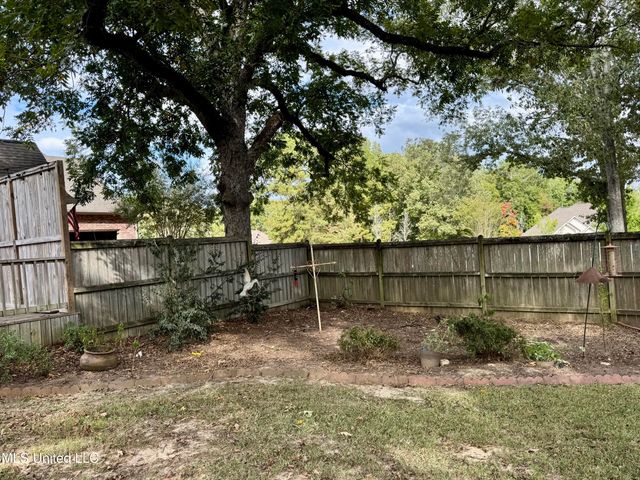 101 Sandstone Drive, Brandon, MS 39047