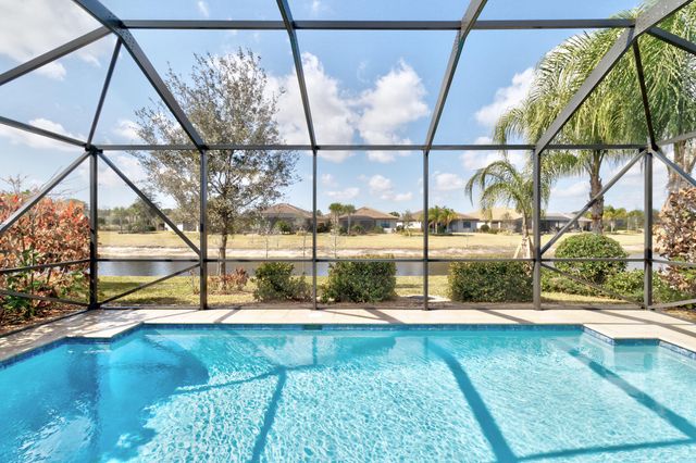 5021 Monroe Circle, Vero Beach, FL 32967