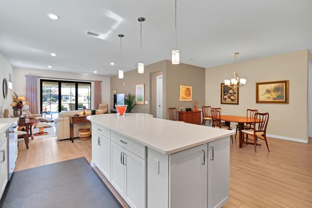 5021 Monroe Circle, Vero Beach, FL 32967