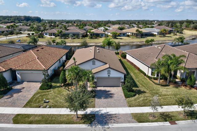 5021 Monroe Circle, Vero Beach, FL 32967