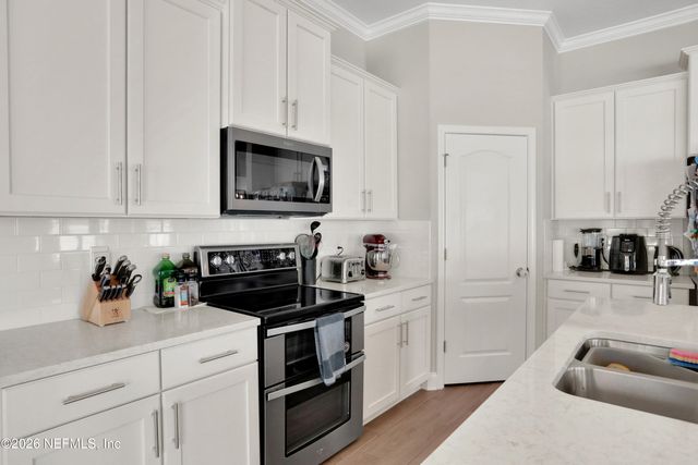 1208 CASTLE TRAIL Drive, St. Johns, FL 32259