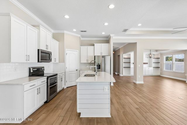 1208 CASTLE TRAIL Drive, St. Johns, FL 32259