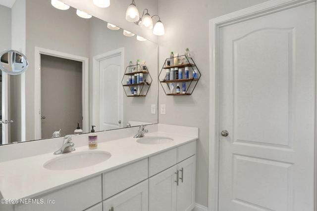 1208 CASTLE TRAIL Drive, St. Johns, FL 32259