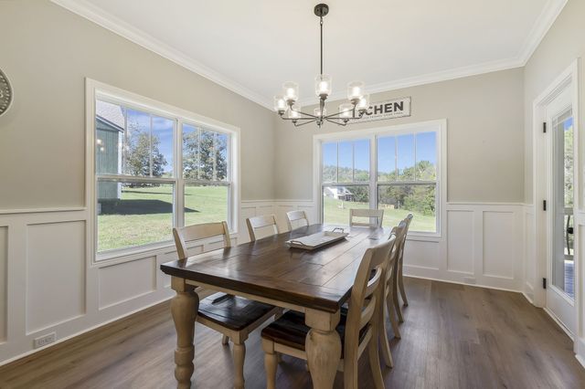 9 Oldfield Ln, Brush Creek, TN 38547