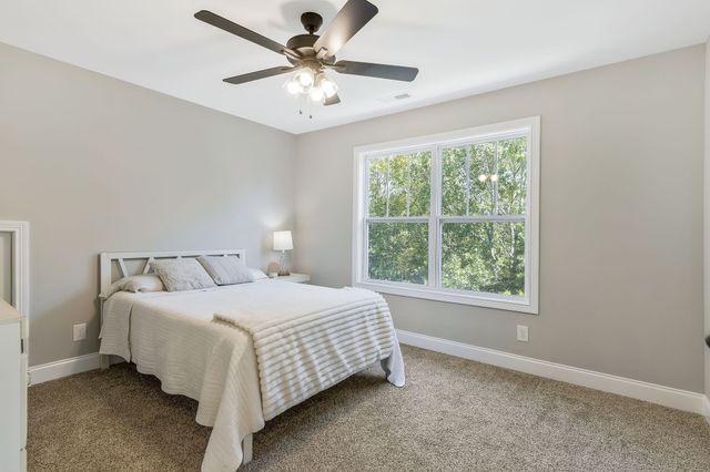 9 Oldfield Ln, Brush Creek, TN 38547