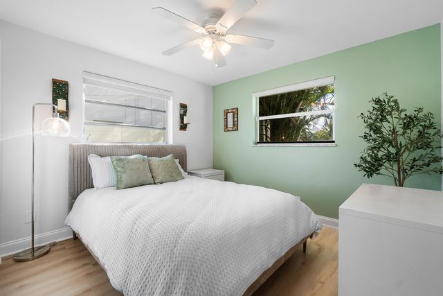 411 SW 1st Avenue, Boynton Beach, FL 33435