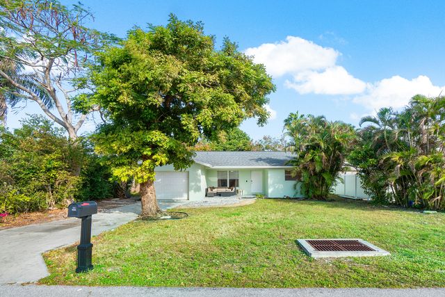 411 SW 1st Avenue, Boynton Beach, FL 33435