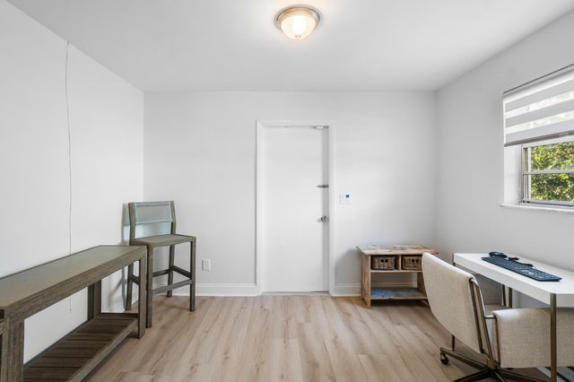 411 SW 1st Avenue, Boynton Beach, FL 33435