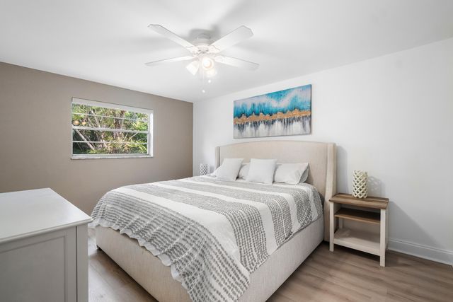 411 SW 1st Avenue, Boynton Beach, FL 33435