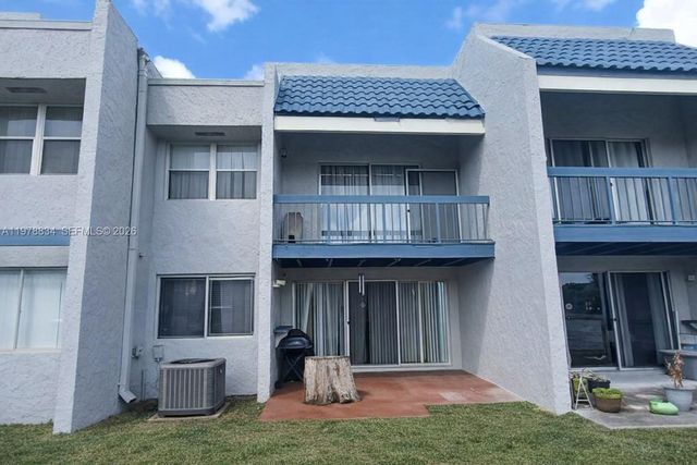 5716 NW 19th St 18, Lauderhill, FL 33313
