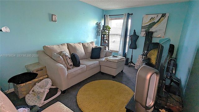 5716 NW 19th St 18, Lauderhill, FL 33313