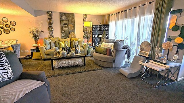 5716 NW 19th St 18, Lauderhill, FL 33313
