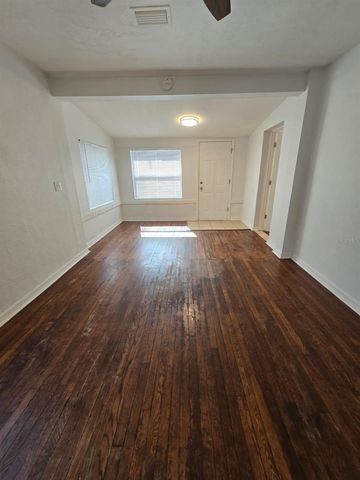 1734 39TH STREET S, St Petersburg, FL 33711